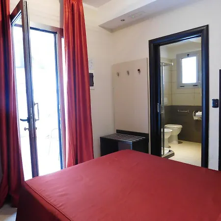 Hotel Risberg 3*